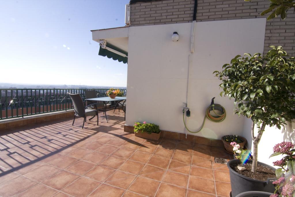 Atico Latina Apartment Madrid Exterior foto