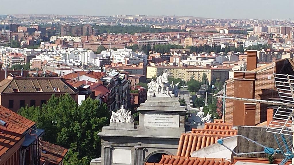 Atico Latina Apartment Madrid Exterior foto