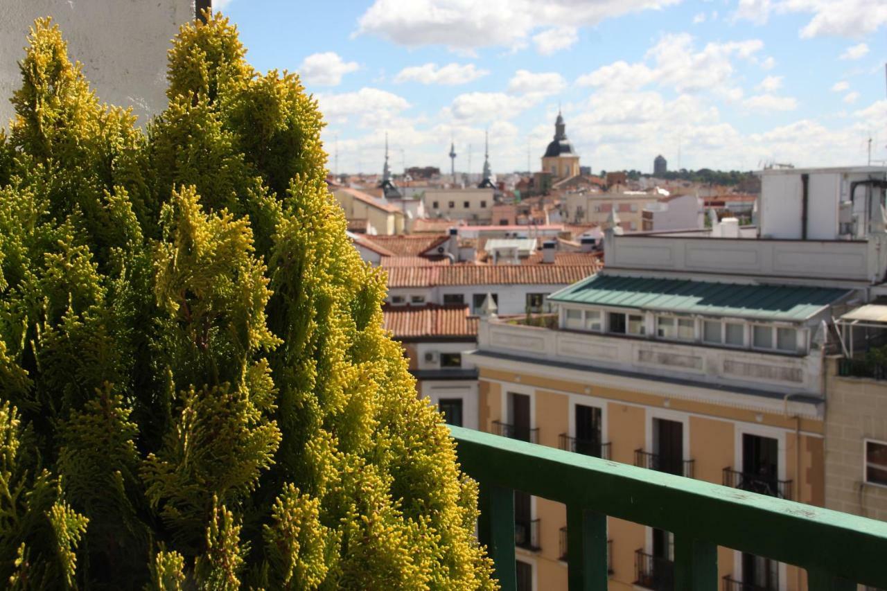 Atico Latina Apartment Madrid Exterior foto