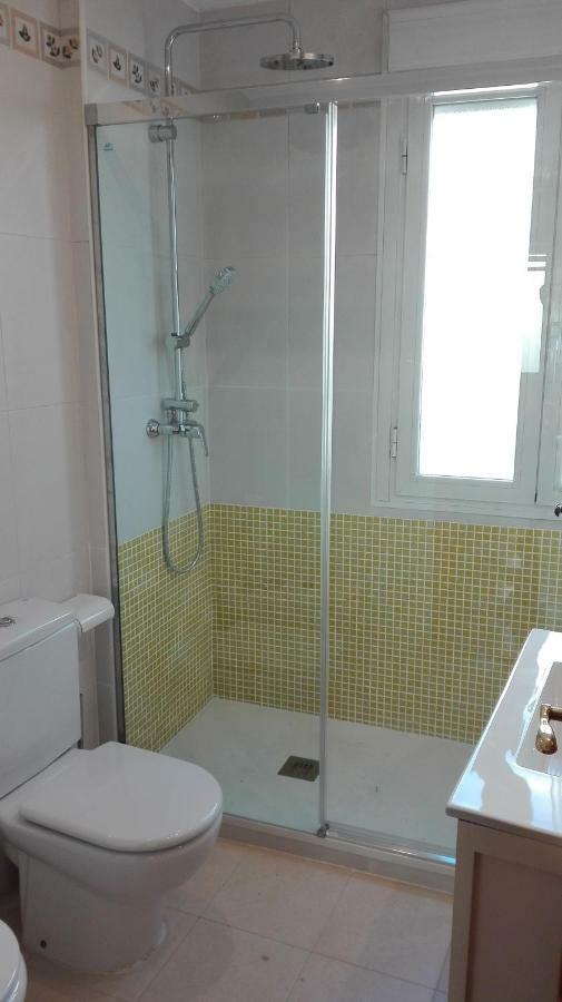 Atico Latina Apartment Madrid Exterior foto